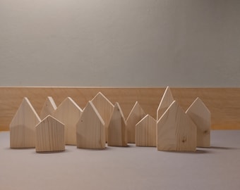 12 Wooden House Set for Crafting & Painting | Mini Wooden Houses 6-11 cm | DIY Wooden House Decoration | Crafting with Children | Wedding Decoration