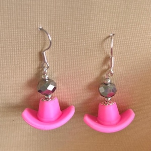 Boucles d'oreilles roses pendantes cow-girl | Cadeau d'enterrement de vie de jeune fille | Style Nashville
