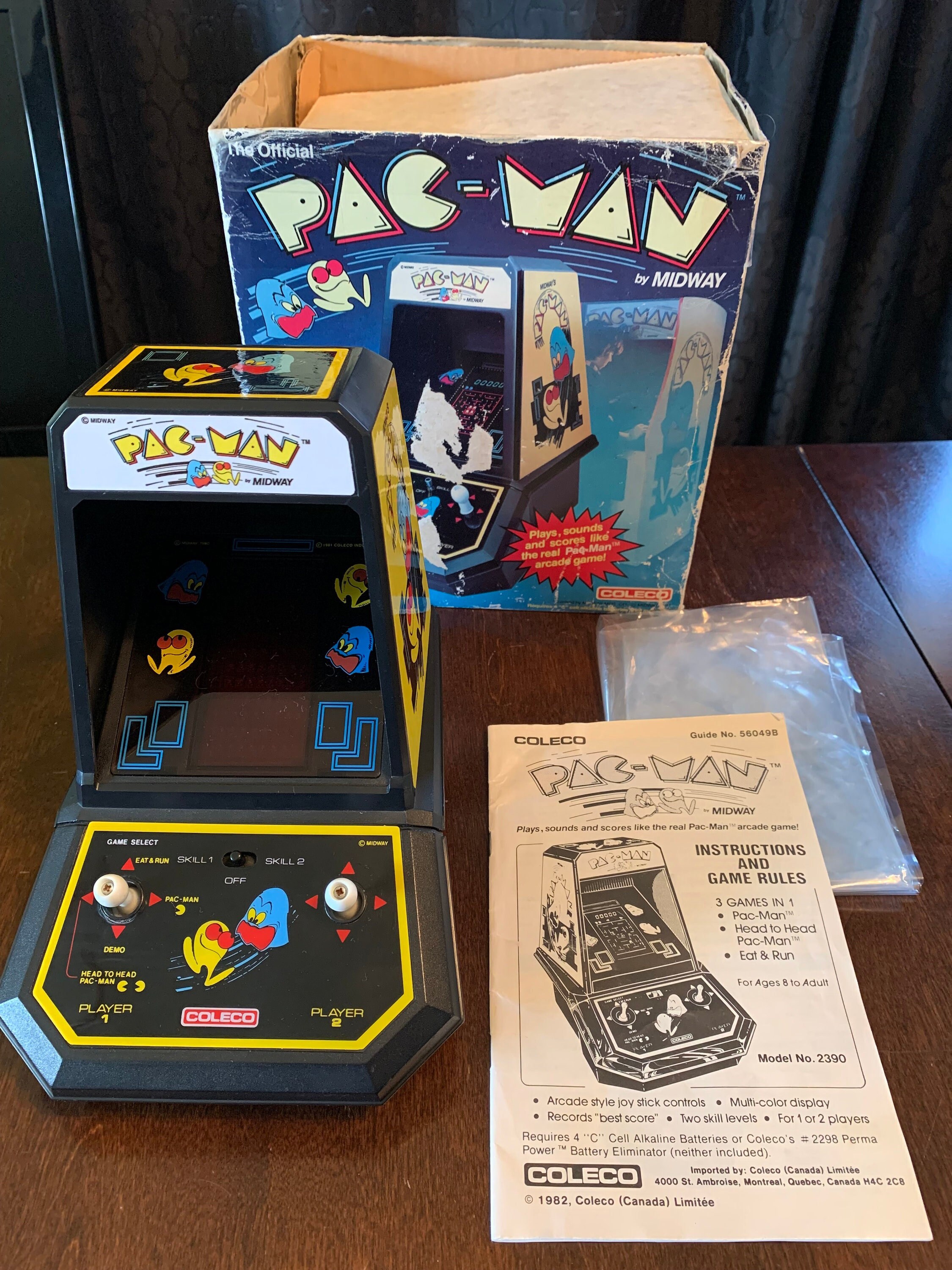 Vintage MS PAC-MAN Table Top Arcade Game COLECO 2" x 3" Fridge MAGNET MIDWAY 