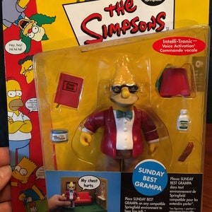 The Simpsons Playmates SUNDAY BEST GRAMPA Die Simpsons Canadian Card 2002 Series 9