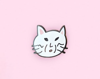 Stray Kids Leeknow KITTY JUREUMI Pin
