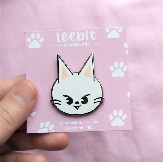 skzoo リービット LeeKnow Stray Kids Skzoo Leebit LEE KNOW Official Plush Original