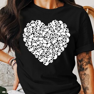 Halloween Skull Shirt, Halloween Unisex Skull Shirt, Skull Pile Shirt, Skull Heart, Halloween Party Unisex Shirt, Goth Shirt, Punk Shirt