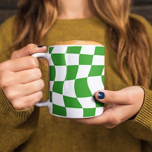 Checkered Ceramic Coffee Mug in Green & White, Retro Style Coffee Cup, Gift for Coffee Lovers, Gift for Her, Gift for Him, Co Worker Gift