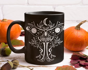 Taza de polilla lunar, taza de café mariposa de luna llena, regalo de mariposa polilla, taza boho botánica, taza de café de polilla celestial, taza de polilla vintage