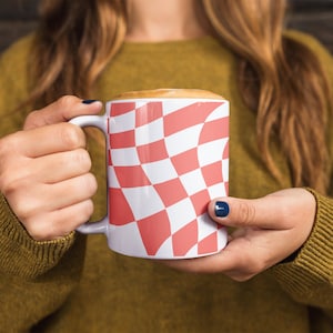 Checkered Ceramic Coffee Mug in Pink & White, Retro Style Coffee Cup, Gift for Coffee Lovers, Gift for Her, Minimalist Mug, Co Worker Gift