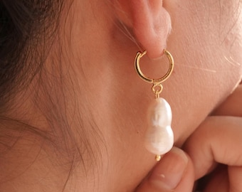Real Freshwater Pearl Earring, Bridal Earrings, Wedding Earring for brides, Pearl Jewelry, Bridesmaid Gift, Gift for her-Hoop Pearl Earrings