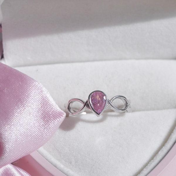 Enchanted Pink Stone Crown Ring - A Tale of Regal Elegance Inspired by Swan