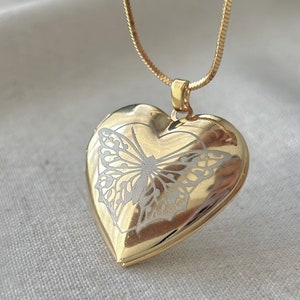 Butterfly Heart Photo Locket Necklace • Gold Keepsake Pendant • Personalized Memory Jewelry • Engraved Heart Locket Gift for Her