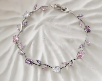 Bridesmaid Gift Bracelet – Tulip Floral Bracelet – Pastel Pink Crystal Jewelry – Wedding Party Gifts – Elegant Gift for Bridesmaids