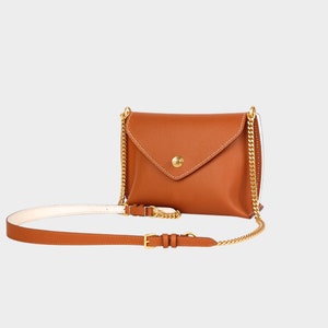 Epsom Hand-Sewn Saddle Stiched Shoulder Bag With Gold Chain