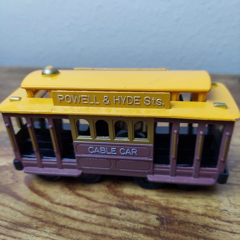 Model Train Car Powell & Hyde Streets San Francisco Cable Car Toy Metal