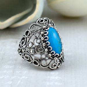 925 Sterling Silver Lace Design Filigree Art Turquoise Women Statement Ring