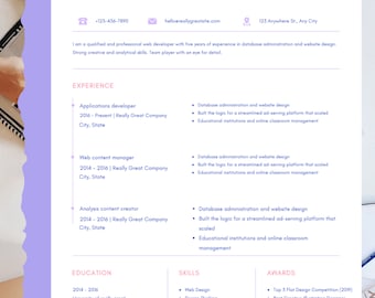 Peut inclure: Un curriculum vitae pour Shelby Leigh, développeuse web avec cinq ans d'expérience en administration de bases de données et en conception de sites web. Le CV met en avant son expérience en tant que développeuse d'applications, gestionnaire de contenu web et créatrice de contenu d'analyse. Il liste également ses compétences, notamment la conception web, la pensée conceptuelle, la création de wireframes, le codage front-end et une communication solide.