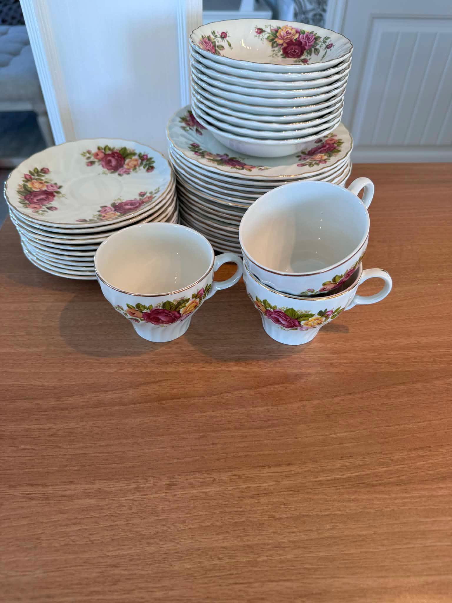 Wood and sons teacup and saucer - Etsy 日本