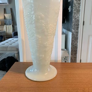 VINTAGE Indiana Milk Glass Harvest Grape and Leaf Vase with Pedestal, 9.5&quot; tall