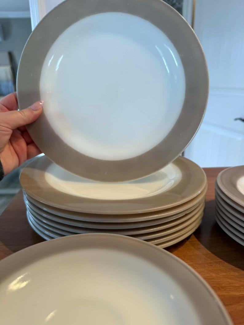 Grey Pyrex HUGE Pyrex Dinnerware Milkglass Dove Gray Band - Etsy