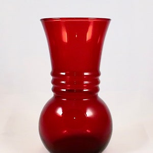 1930’s Vintage Anchor Hocking Royal Ruby “Ribbed & Cinched” Vase, Harding Vase, Bud Vase, 6” tall