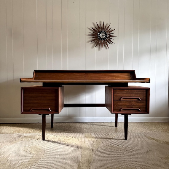 Drexel Perspective Desk - Etsy