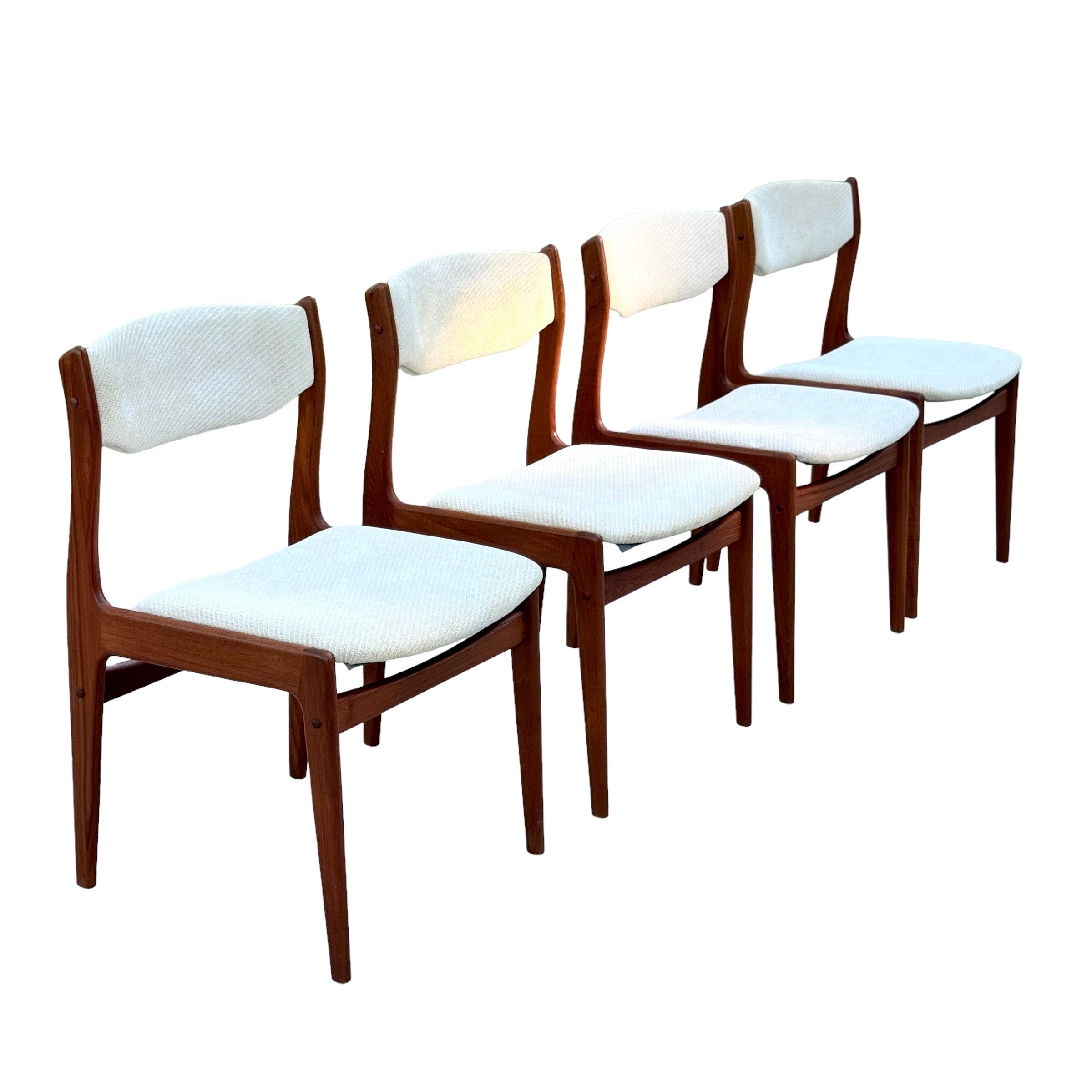 K.D. FURNITURE by SUN FURNITURE チーク材 ① K.D. Furniture Solid Teak Dining Chairs by Sun Cabinet