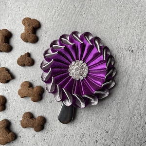 Catalog number holder made of satin ribbon / Dog show number clip / Rosette clip / Dog show ring clip / Exhibitor number holder