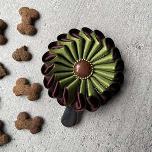 ジュニアハンドラー向けドッグショーナンバーホルダー／ドッグショーナンバークリップ／カラフルなナンバーブローチ／サテンリボンナンバーホルダー／ドッグショー賞品