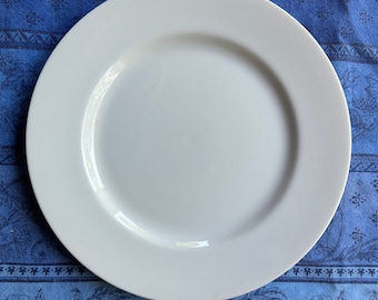 Vintage Classic White Salad or Dessert Plate
