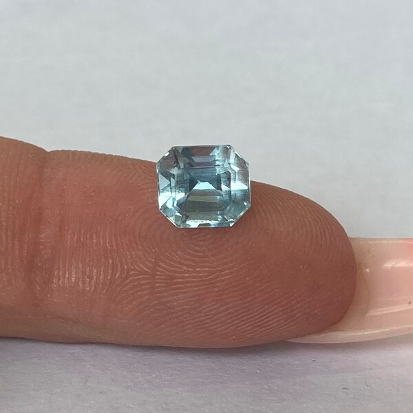 Aquamarine, 1.5ct, faceted