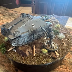Painted Hetzer 1/56 tank for Bolt Action