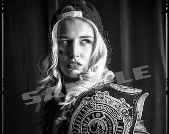 Toni Storm - Etsy