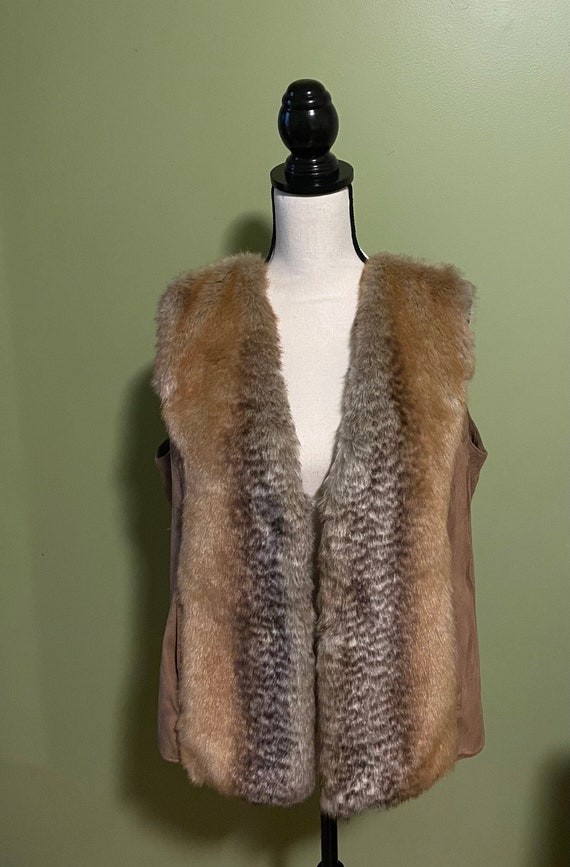 Pamela McCoy Faux Fur Vest