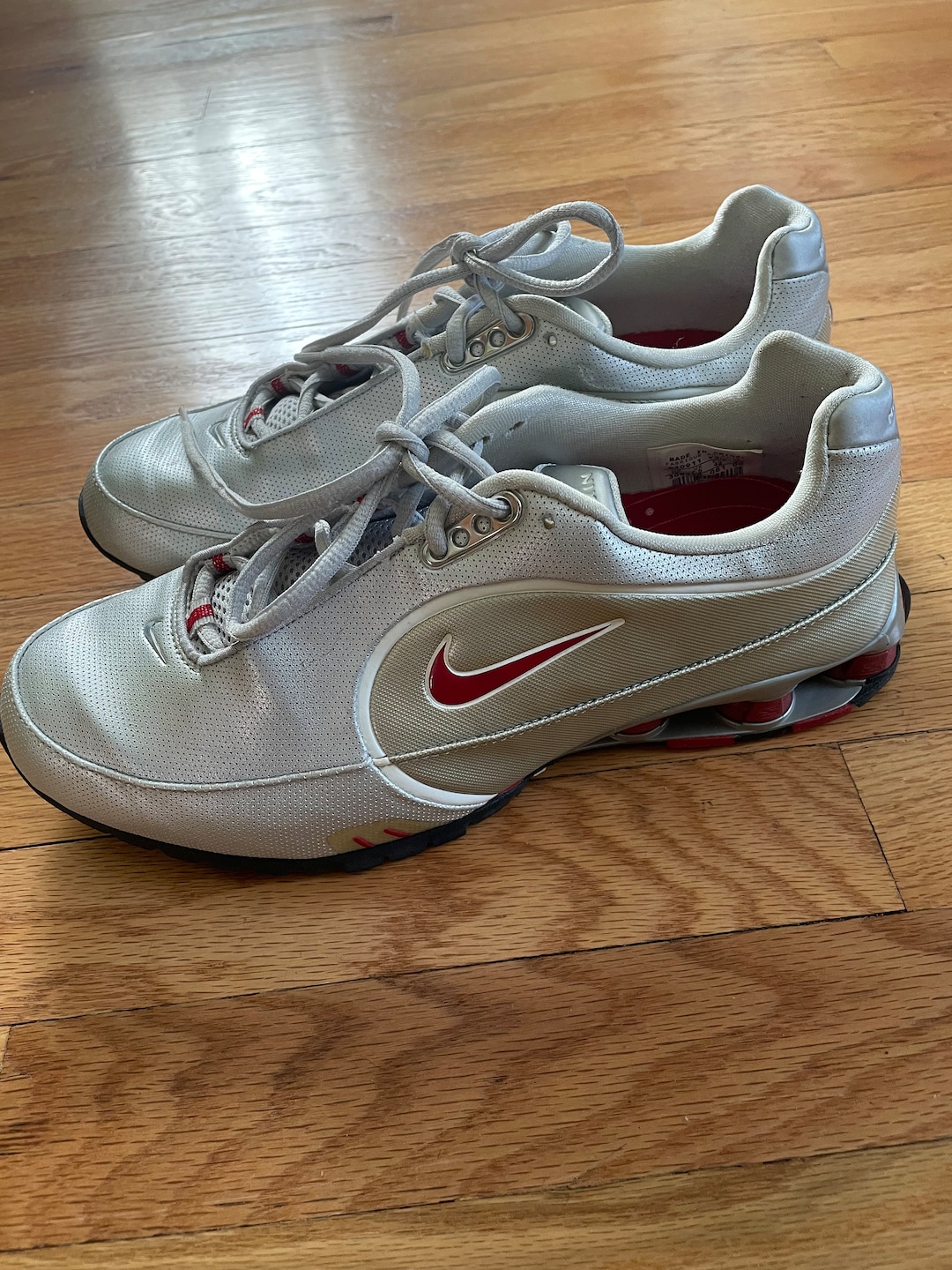nike shox retro shoes