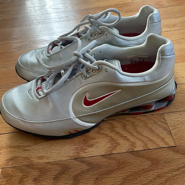 nike shox retro shoes