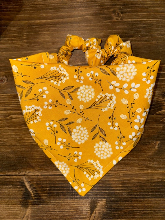 Dandelion Scrunchie Bandana