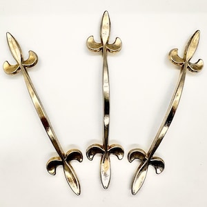 Quantity: 3 - Vintage Fleur de Lis Drawer Pulls Set - MCM Brass Handles