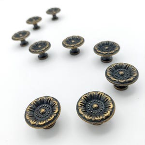 Quantity: 1 - Vintage Flower Rosette Drawer Knob - Antiqued Bronze and Brass Furniture Hardware