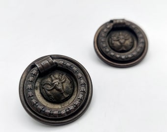 Quantity: 1 - Antique Bronze Drop Ring Pull - Early American Federal Style - Garland and Urn - Round Single Post Handle