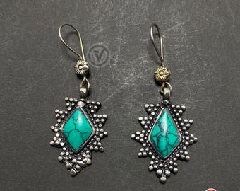 Handcrafted Boho Turquoise Sterling Silver Earrings | Vintage-Inspired Gemstone Dangle Earrings