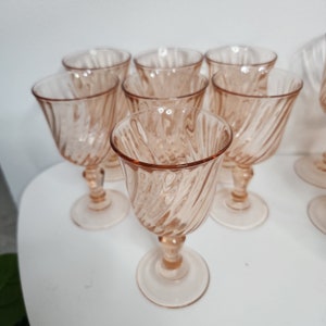 Vintage Pink Depression Glass Arcoroc Luminarc Rosaline Pink Glasses Swirl Twist - Set of 7 Glasses 6&quot; h 3&quot; W