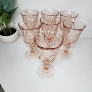 Vintage Pink Depression Glass Arcoroc Luminarc Rosaline Pink Glasses Swirl Twist - Set of 7 Glasses