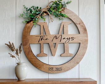 Rustic Wooden Family Last Name Sign, Laser Engraved, Round Initial Monogram Sign/Door Hanger, Modern Farmhouse Custom Wood Wall Decor/Gifts