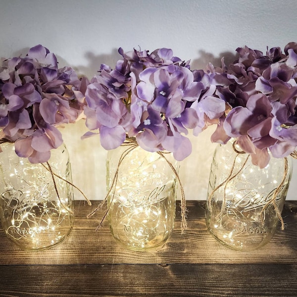 Mason Jars With Lights & Hydrangeas, Fairy Lit  Jar, Table Centerpiece, Wedding Table Decor, Event Table Centerpiece, Clear Jars With Lights