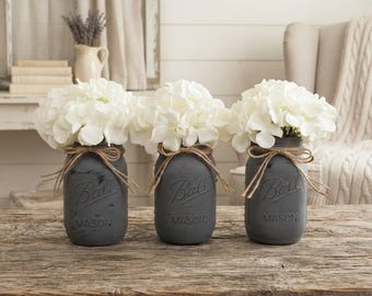 3 Distressed Mason Jars With Hydrangeas, Chalk Painted, Glass Ball Jars, Vintage Style, Cottage Chic, Flower Arrangements, Table Centerpiece