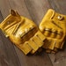 see more listings in the Leather gloves section