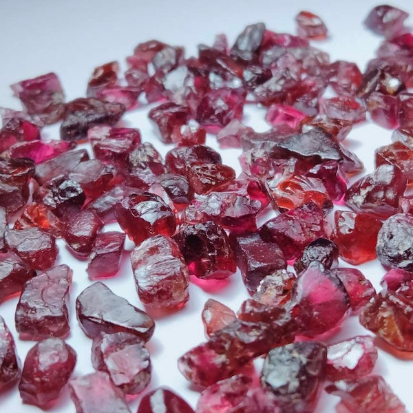 Raw Garnet Bulk Crystals , Raw Garnet AAA Quality Gemstone , Beautiful Specimens , 5mm 10 mms Approx , For JewelryMaking ,