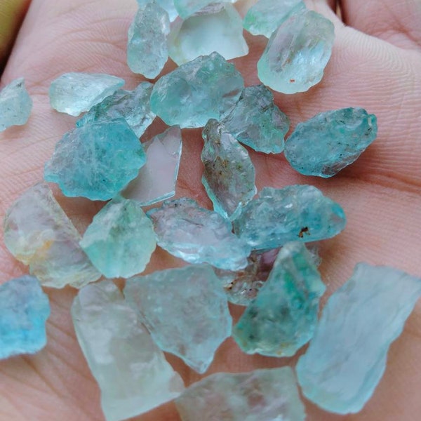 Raw Aquamarine Crystal , Rough Aquamarine Stone , Aquamarine Specimen , 5mm 10mm Approx HealingCrystals , For JewelryMaking