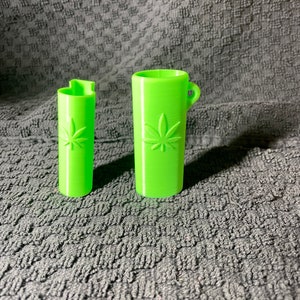 Bic Leaf Lighter Keychain, Stash Container, and Leaf Keychain Trio image 3