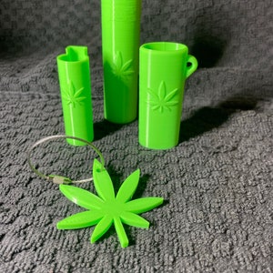 Bic Leaf Lighter Keychain, Stash Container, and Leaf Keychain Trio image 2