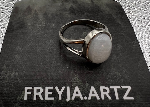 Bella Swan Twilight Ring Vampire Moonstone Ring Replica Size 7 | eBay