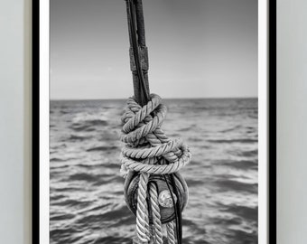 Nautische touwknoopprint: zwart-witte kustkunst (digitale download)